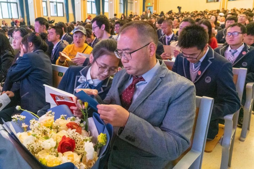 十八志,战高考 | 云南师范大学实验中学高2024届十八岁成人礼暨高考誓师大会 第50张