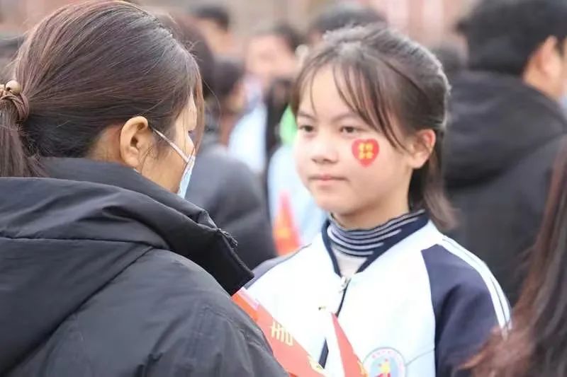 逐梦中考  圆梦青春——濮阳市九中李凤婷老师在中考百日誓师大会上的励志演讲 第4张