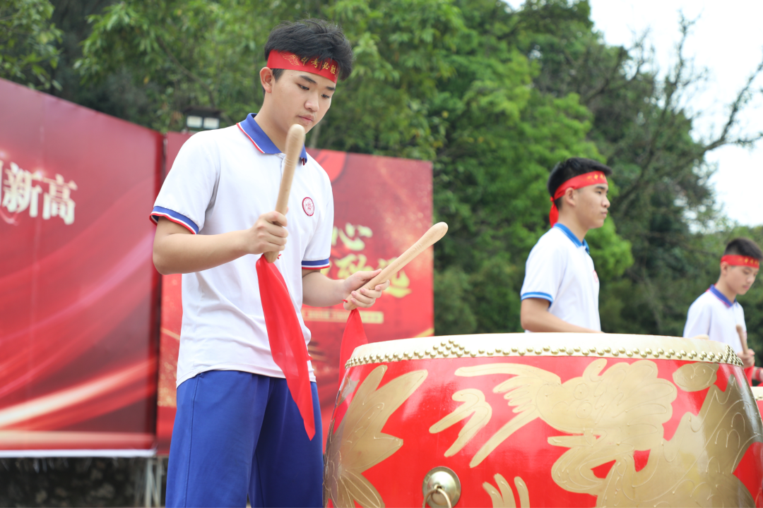 磨一剑,试锋芒!中考百日誓师大会吹响冲锋号角 第5张