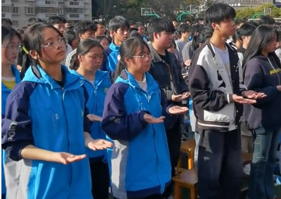 实验中学、云阳中学、凤鸣中学举行决战高考誓师大会→ 第5张