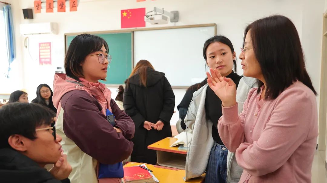 盐山八中 |名师云集,共研高考——河间英华学校邀请我校优秀学科组长共研2024高考 第51张