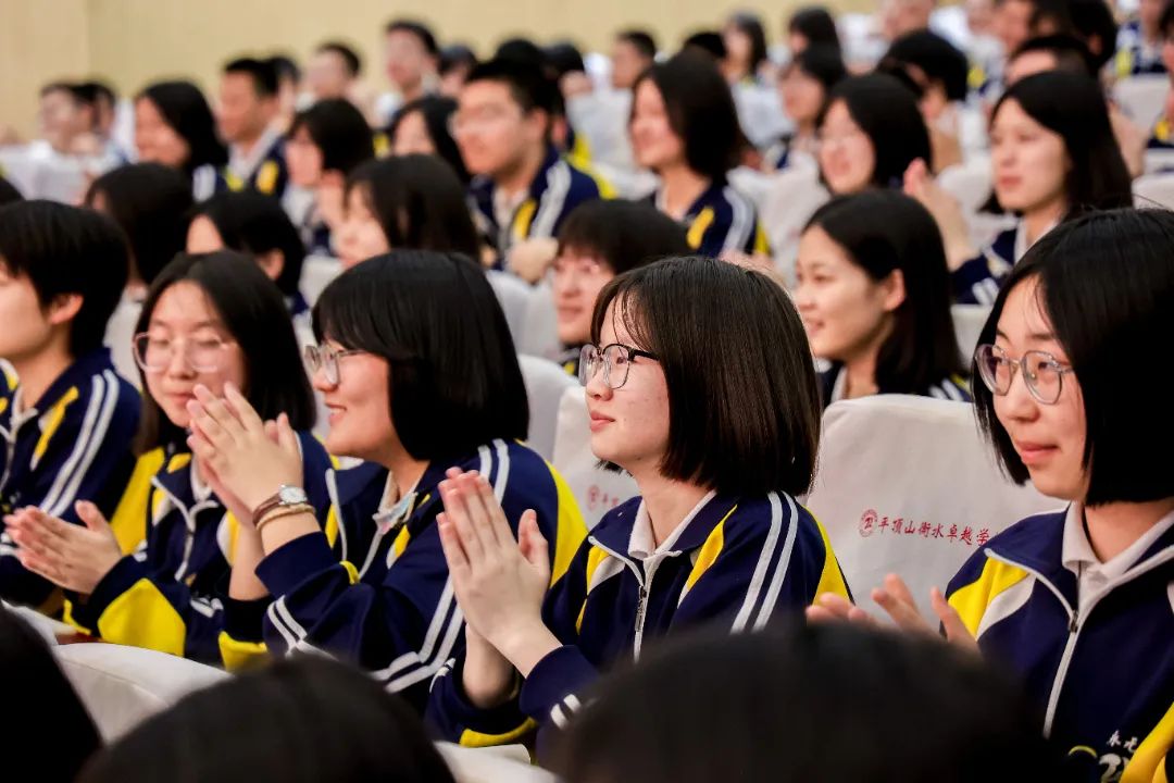 衡水卓越丨“书法赋能 提分高考”——北京大学陈刚教授到我校开展专题讲座 第15张