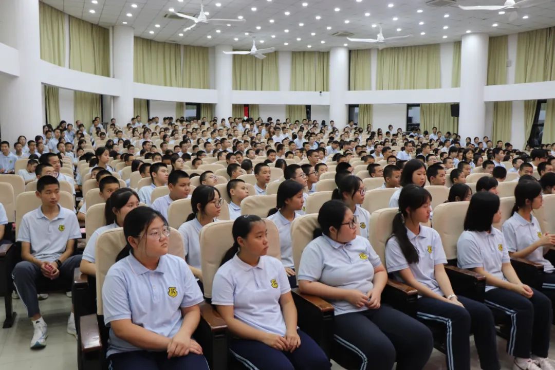 桃李春风凌云志,决胜生地“小中考”———漳州康桥学校八年级“小中考”誓师大会纪实 第13张