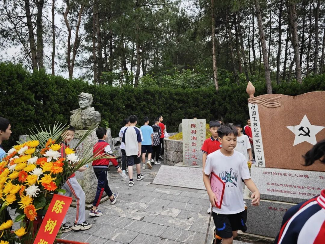 【研学相册】宁远县第一完全小学六年级“传承红色精神,弘扬湖湘文化”红色研学实践活动 第96张