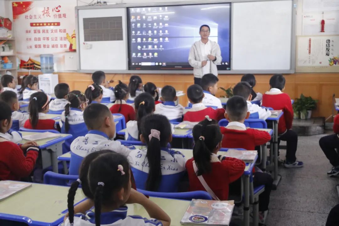 趣探小学,幼见成长——西昌市第二小学迎接红玉幼儿园参观活动 第13张