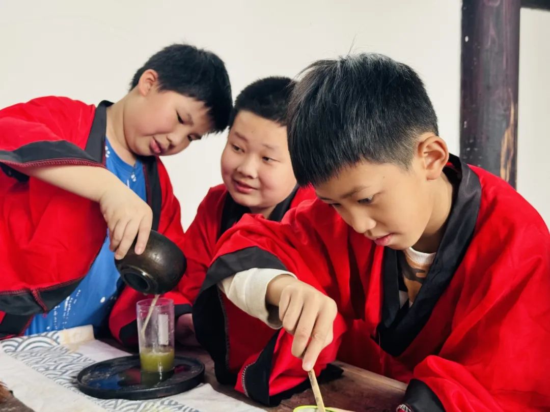 【研学相册】宁远县第一完全小学六年级“传承红色精神,弘扬湖湘文化”红色研学实践活动 第234张