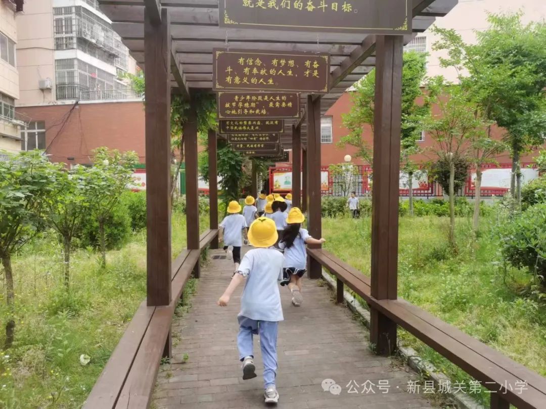 幼小衔接 双向奔赴——新县城关第二小学携手新县第二幼儿园开展“幼小衔接”活动 第9张