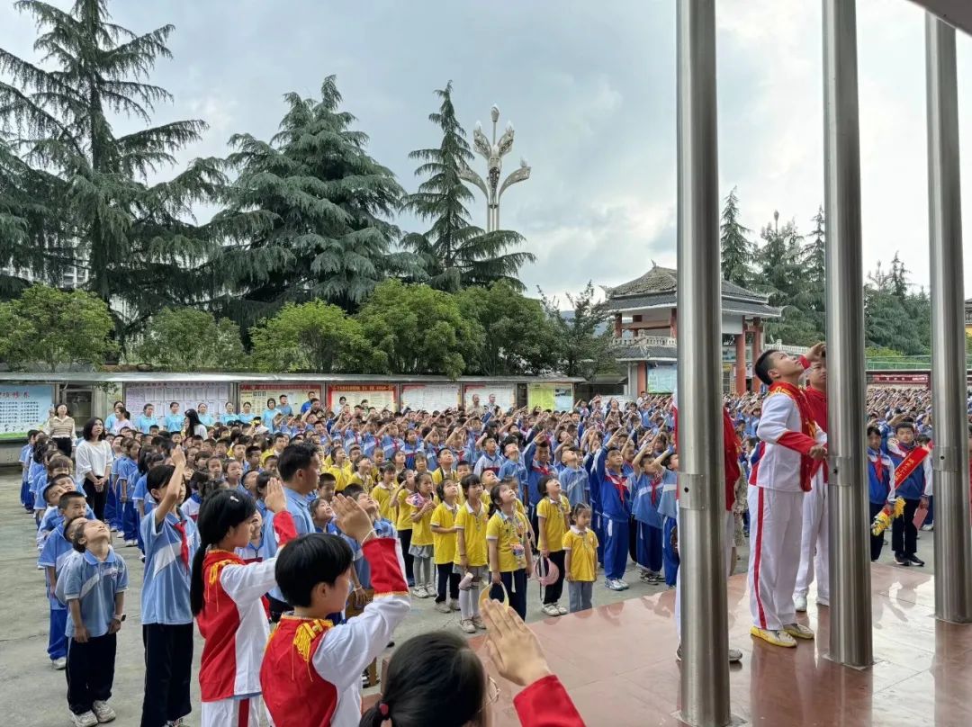 【幼小衔接】小学初体验,走进新起点—剑河县城关第一幼儿园开展大班幼儿走进小学主题活动 第47张