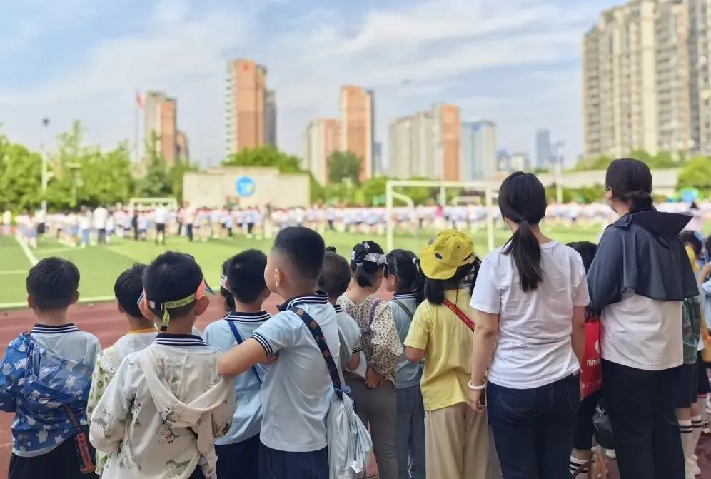 【活动资讯】走进小学,礼遇成长!——康润幼儿园幼小衔接系列活动之小学探访之旅 第23张