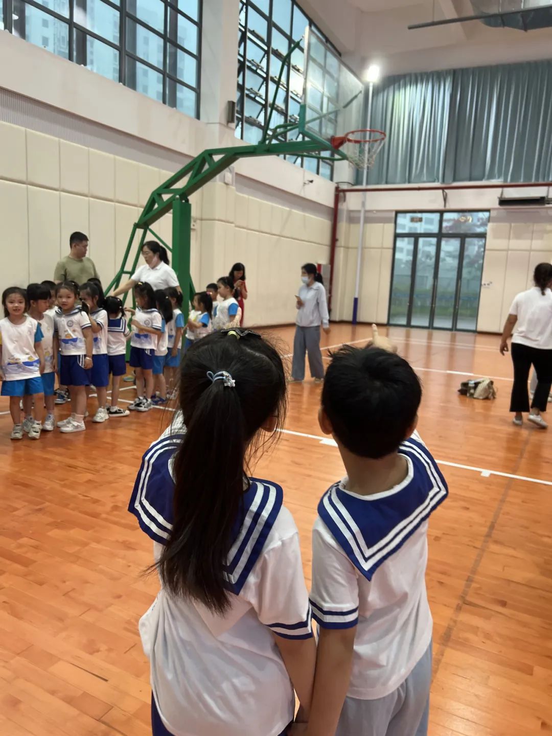 【学前教育宣传月】探小学之趣 赴成长之约——三亚市第一幼儿园走进小学活动 第102张