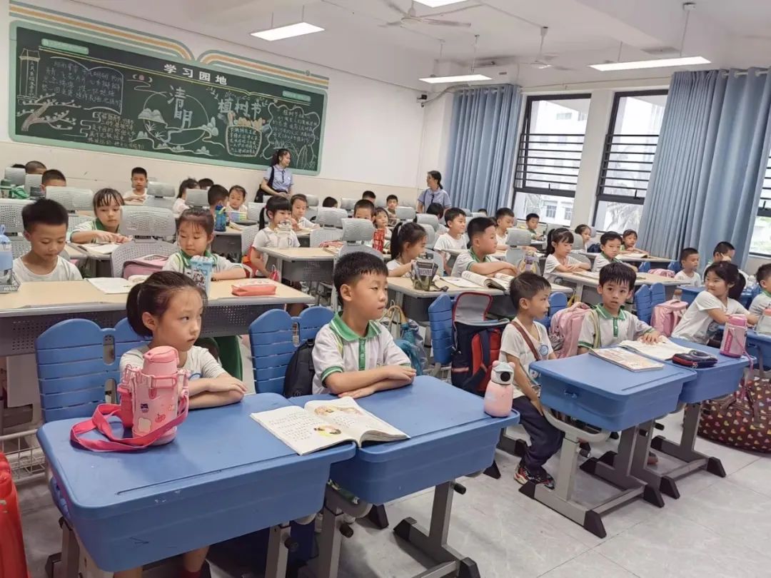 【学前教育宣传月】走进小学,快乐衔接———三亚市吉阳区同心家园第一期幼儿园幼小衔接之参观小学活动 第53张