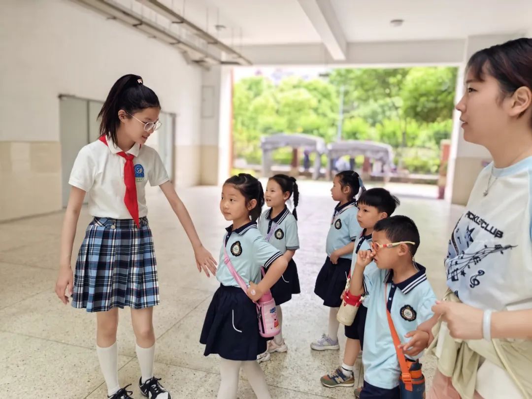 【活动资讯】走进小学,礼遇成长!——康润幼儿园幼小衔接系列活动之小学探访之旅 第39张