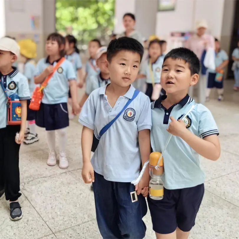 【活动资讯】走进小学,礼遇成长!——康润幼儿园幼小衔接系列活动之小学探访之旅 第40张