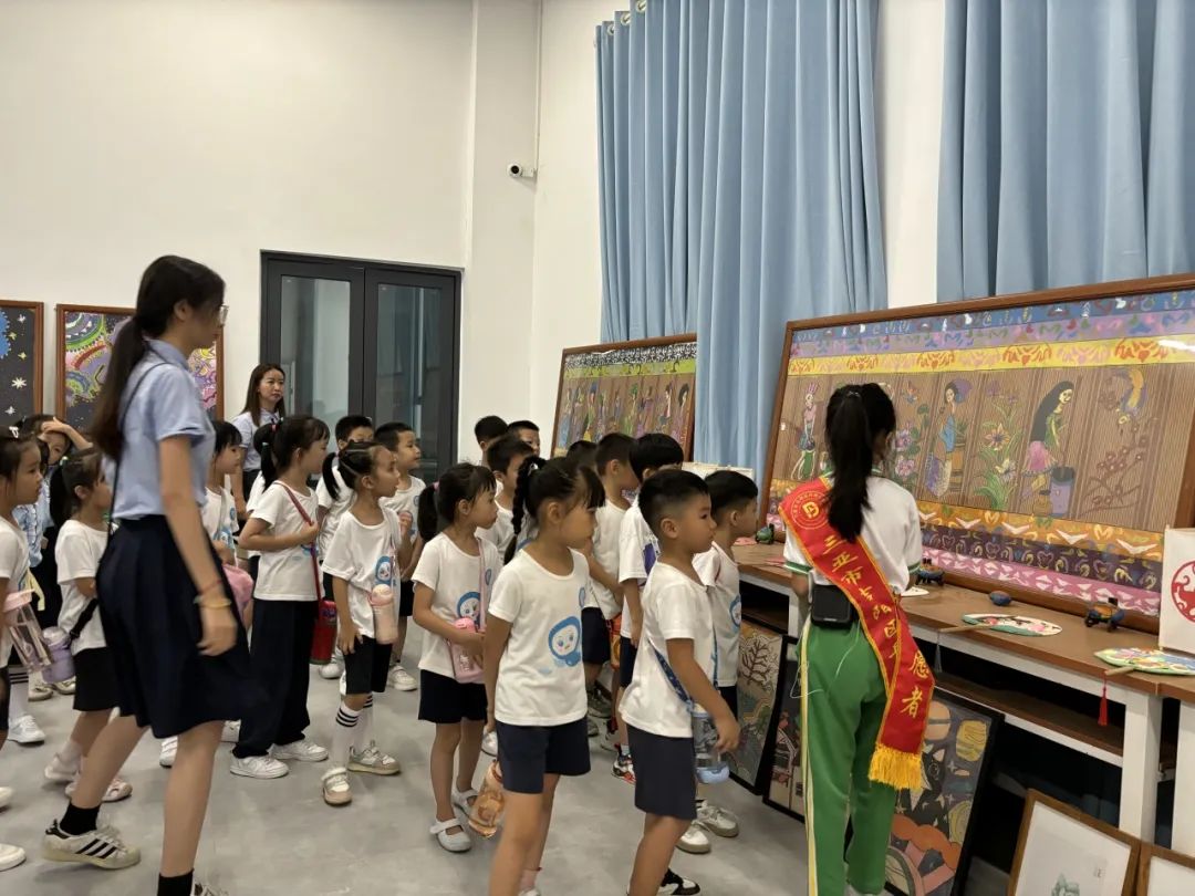 【学前教育宣传月】走进小学,快乐衔接———三亚市吉阳区同心家园第一期幼儿园幼小衔接之参观小学活动 第47张