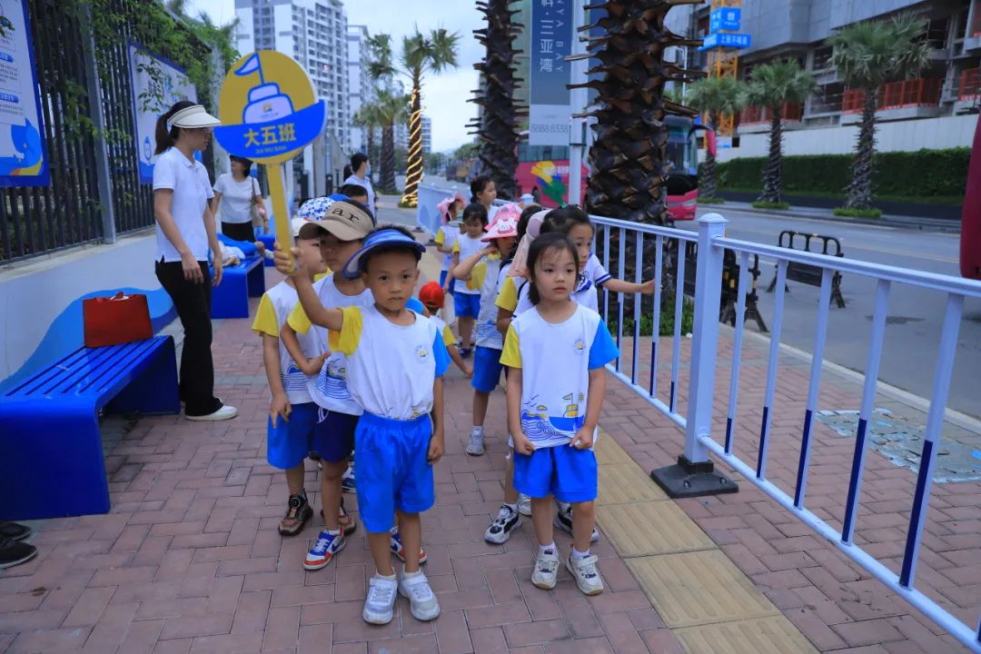 【学前教育宣传月】探小学之趣 赴成长之约——三亚市第一幼儿园走进小学活动 第66张