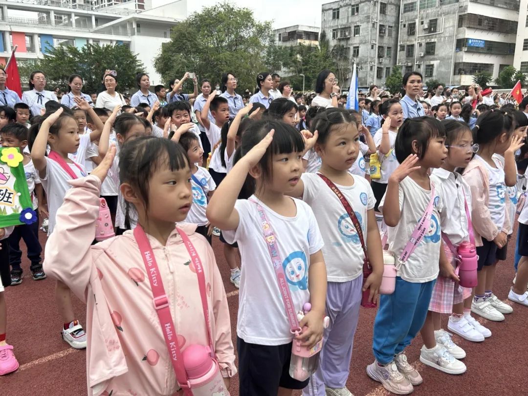 【学前教育宣传月】走进小学,快乐衔接———三亚市吉阳区同心家园第一期幼儿园幼小衔接之参观小学活动 第42张