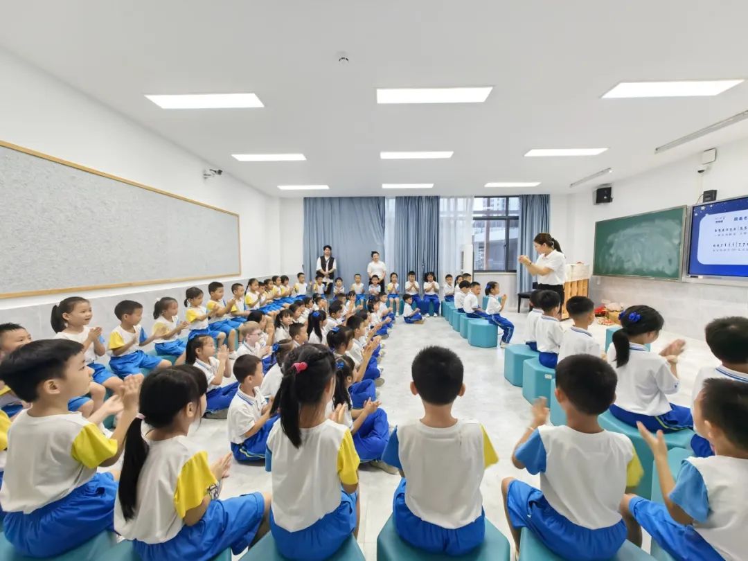 【学前教育宣传月】探小学之趣 赴成长之约——三亚市第一幼儿园走进小学活动 第92张