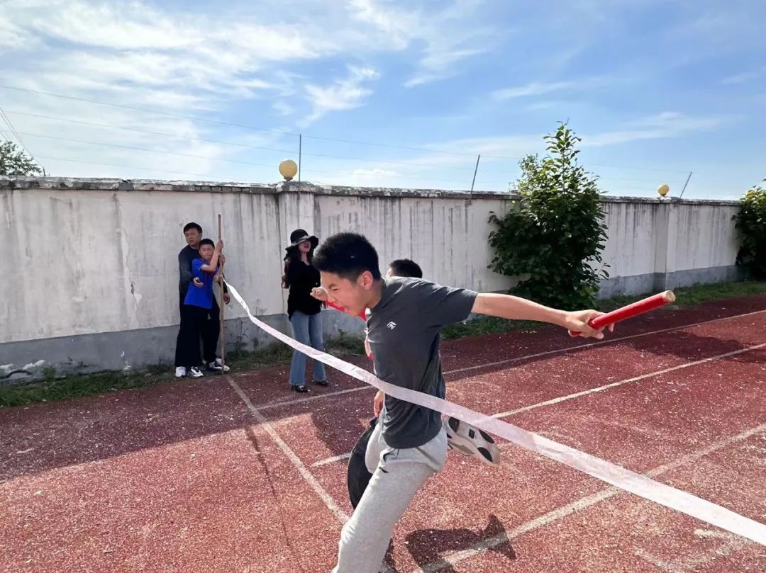 【耕读•体育】三渣小学2024阳光体育艺术节田径运动会 第34张