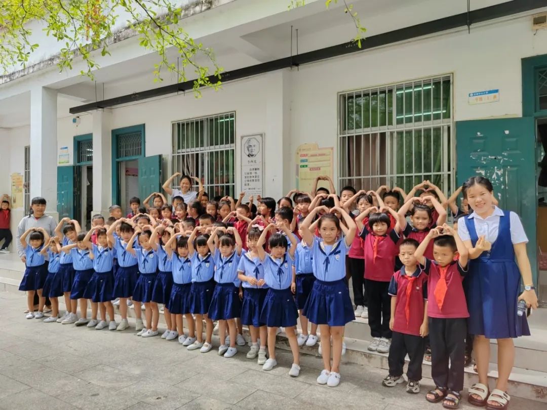 初探小学  礼遇成长——光坡镇中心幼儿园幼小衔接系列活动(二)之参观小学 第74张