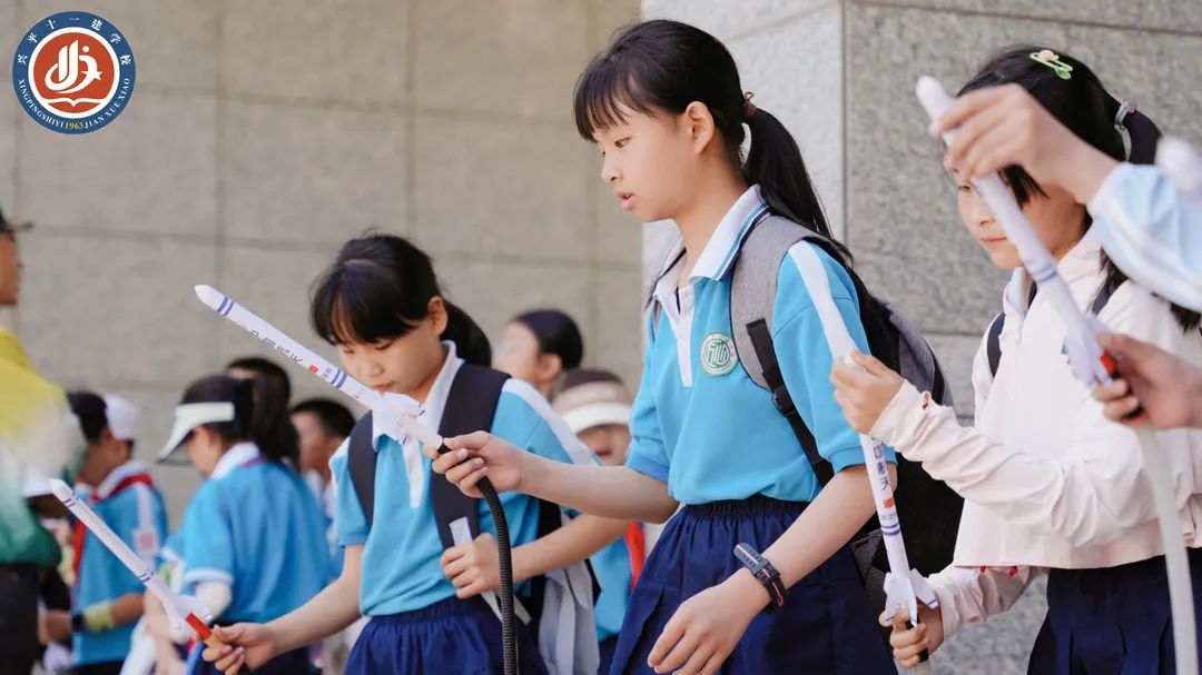 兴平十一建小学 ||【走进创客空间 探索科技奥秘】人工智能主题研学活动圆满完成! 第8张