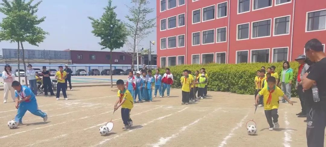 曹庄小学召开第五届阳光体育运动会----“健康育人 趣享运动” 第93张