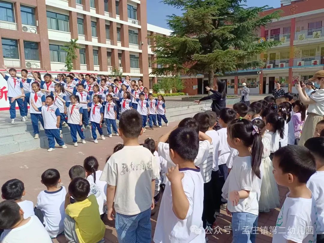 【幼小衔接】小学初体验 衔接促成长 ---新郑市孟庄镇第二幼儿园幼小衔接之大班幼儿参观小学活动 第23张