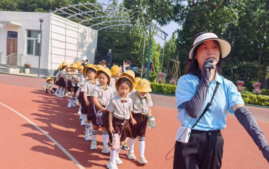 【初探小学 助力成长】  维也纳幼儿园参观甲骨文小学 第44张