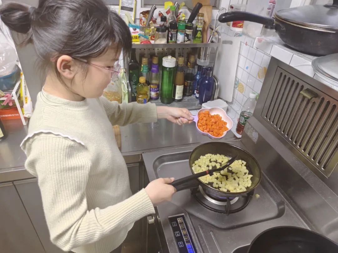 【实小教育集团·十里坊小学】“趣”当劳动者,“育”见劳动美 ——四年级劳动主题系列活动 第47张