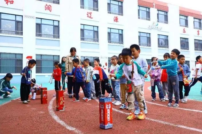 【和乐辽源•幼小衔接】初探小学 礼遇成长——青岛辽源路小学幼小衔接校园开放日活动侧记 第21张