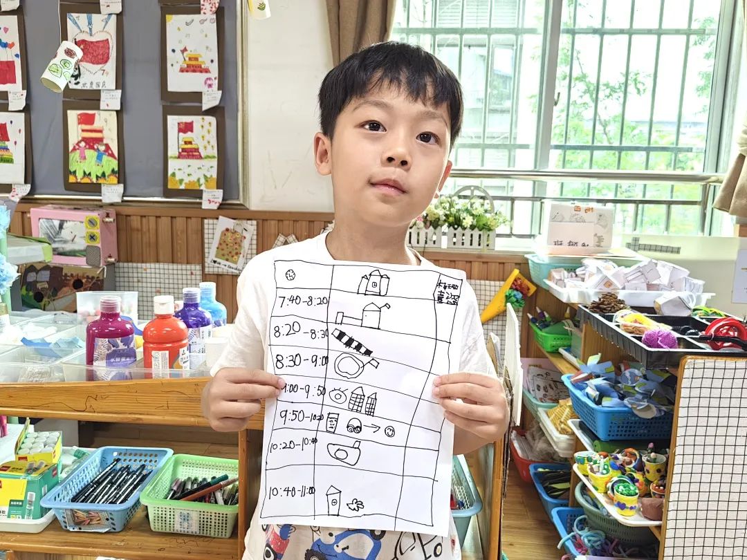 【奇乐睿幼儿园】——“初探小学·礼遇成长”大班组参观小学活动 第13张