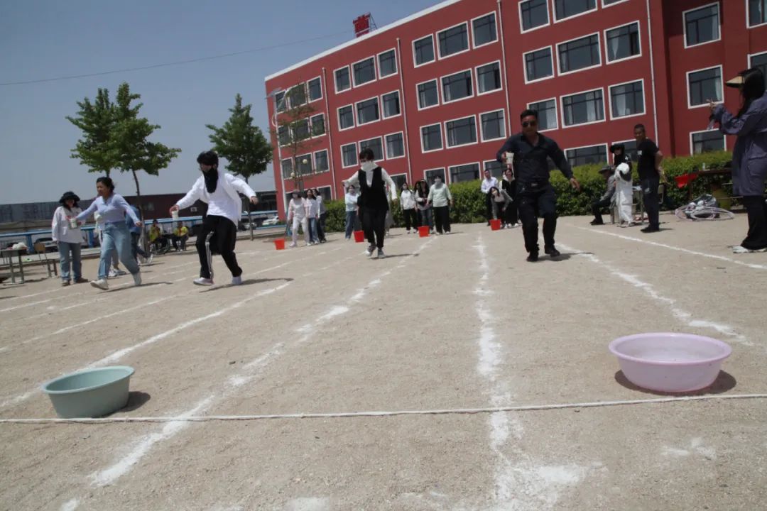 曹庄小学召开第五届阳光体育运动会----“健康育人 趣享运动” 第125张