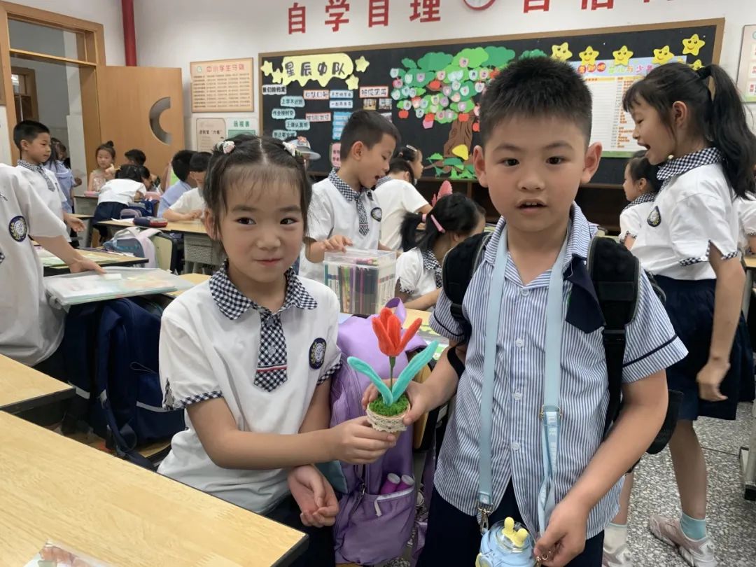 【奇乐睿幼儿园】——“初探小学·礼遇成长”大班组参观小学活动 第74张