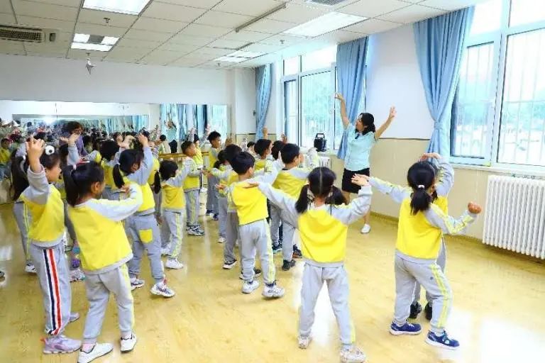 【和乐辽源•幼小衔接】初探小学 礼遇成长——青岛辽源路小学幼小衔接校园开放日活动侧记 第26张