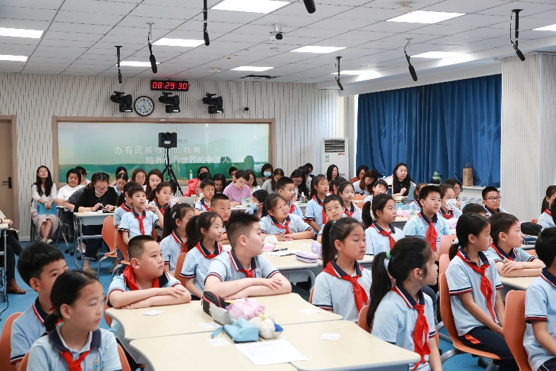 芙蓉小学 | 通州区小学道德与法治指向深度学习的跨学科主题学习培训(一)暨研修员下水课研修活动 第4张