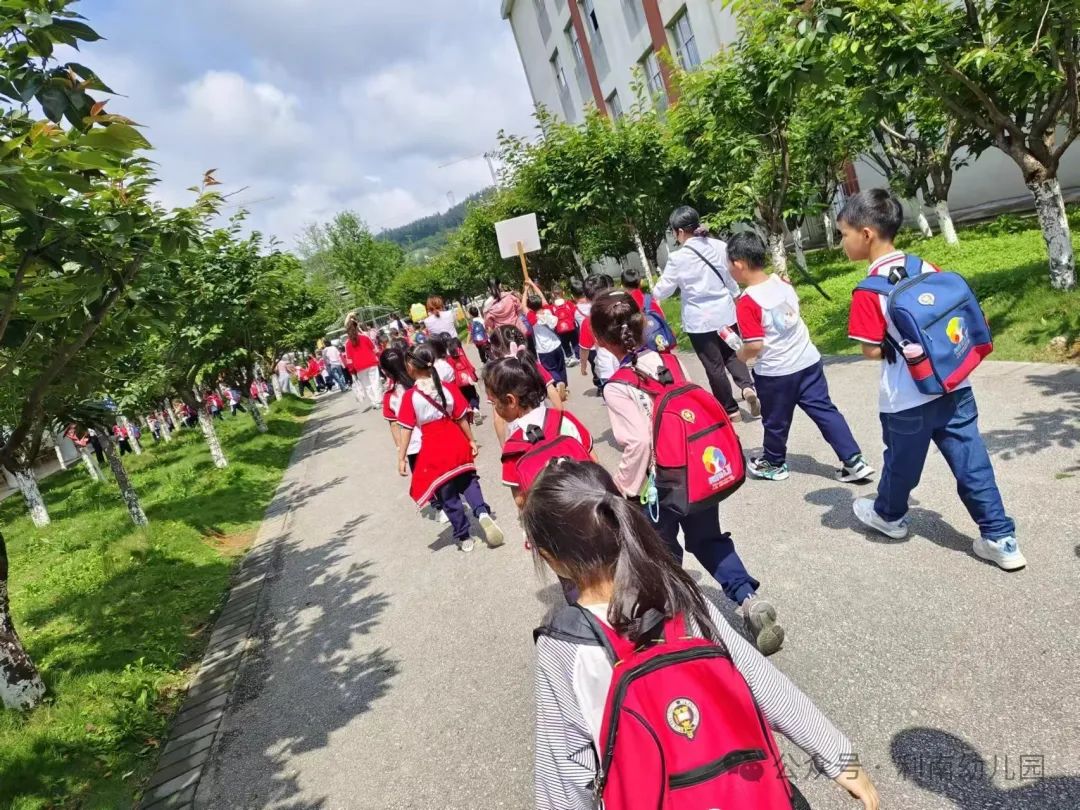 【幼小衔接】小学,我们来啦!——利南幼儿园大班幼小衔接之参观小学活动 第60张