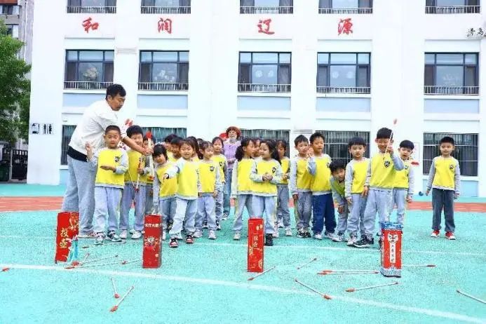 【和乐辽源•幼小衔接】初探小学 礼遇成长——青岛辽源路小学幼小衔接校园开放日活动侧记 第20张