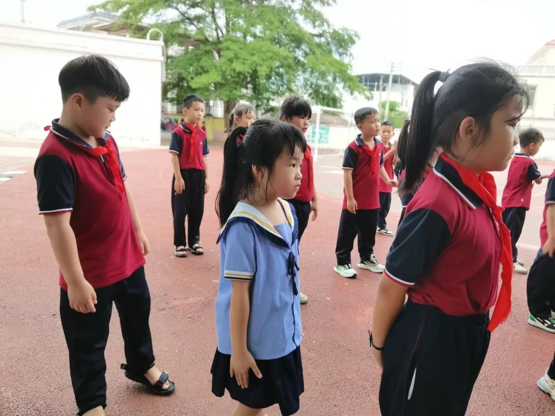 初探小学  礼遇成长——光坡镇中心幼儿园幼小衔接系列活动(二)之参观小学 第70张