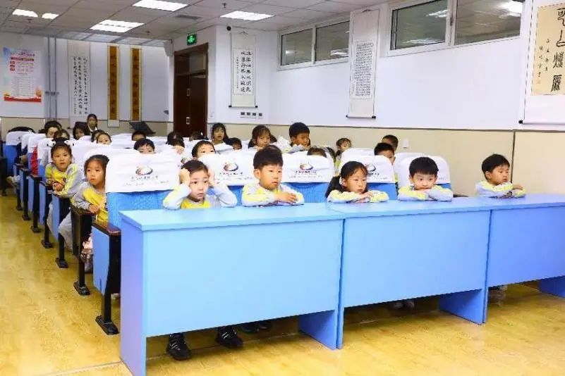 【和乐辽源•幼小衔接】初探小学 礼遇成长——青岛辽源路小学幼小衔接校园开放日活动侧记 第14张