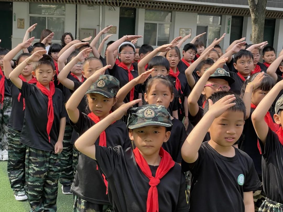 【回声嘹亮·德育】南京市回龙桥小学举行第八届绿色国防节开幕式 第9张