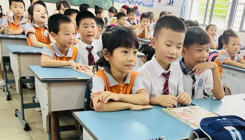 探秘小学 筑梦成长——海口市秀英区星河幼儿园大班幼儿参观小学活动 第26张