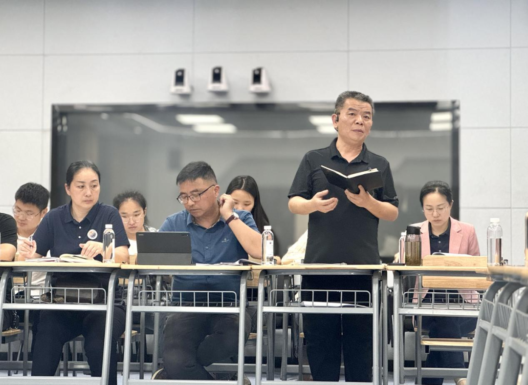 【郡园动态】赋能中考 靶向施策——长郡天心实验学校2024年第二轮中考复习研讨会 第3张