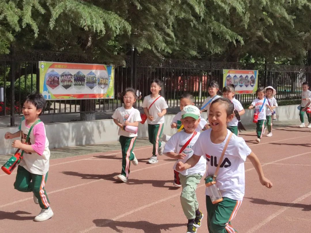 【特色活动】小学初体验  衔接促成长——安宁区幼儿园幼小衔接系列活动之走进小学 第35张