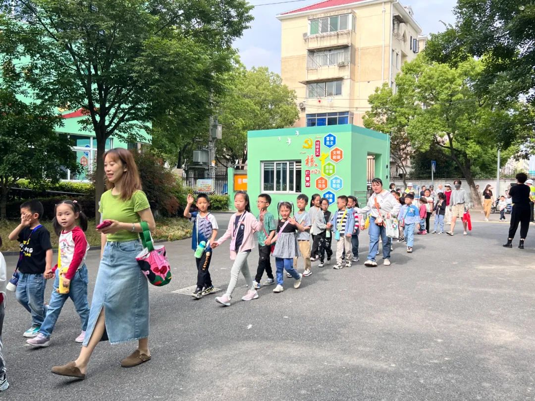 “走进小学,共赴成长”  ——记东波小学与东波幼儿园、金童幼儿园幼小衔接活动 第11张