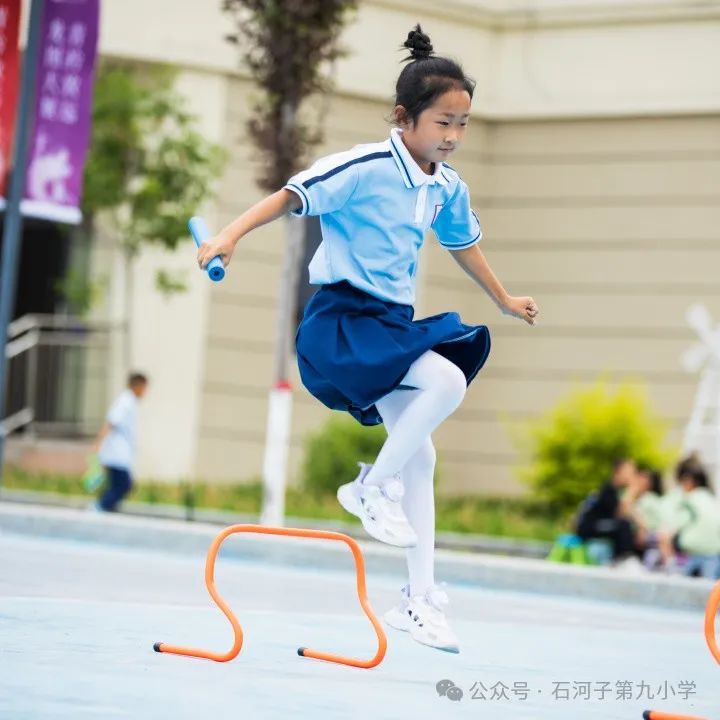 石河子第九小学“龙图大展 青衿致远”首届体艺节暨建校两周年庆典 第44张