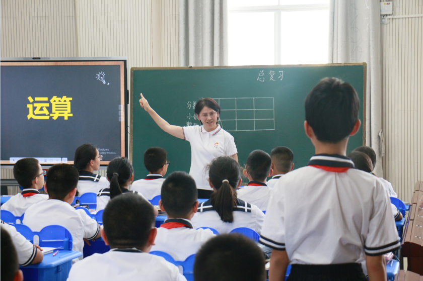 探索数学本质 促进深度学习——文山实验小学教育集团2024年春季学期数学教师培训活动 第4张