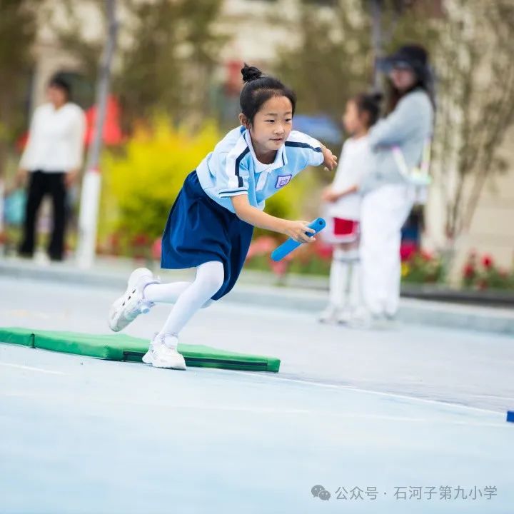 石河子第九小学“龙图大展 青衿致远”首届体艺节暨建校两周年庆典 第45张