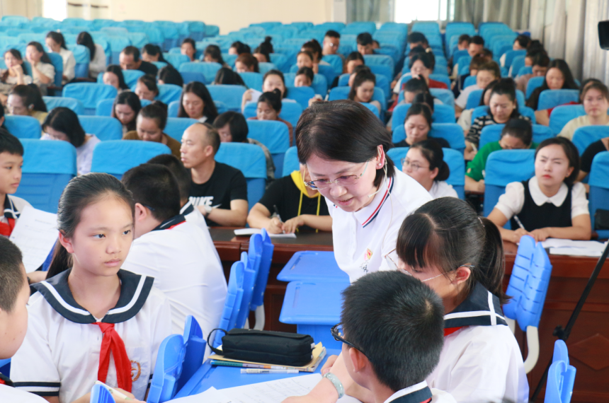 探索数学本质 促进深度学习——文山实验小学教育集团2024年春季学期数学教师培训活动 第5张