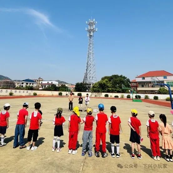 初探小学,衔接成长——漳州市龙海区浮宫镇中心幼儿园下兴分园大班年段参观小学活动 第39张