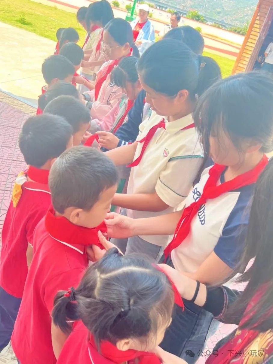 初探小学,衔接成长——漳州市龙海区浮宫镇中心幼儿园下兴分园大班年段参观小学活动 第32张