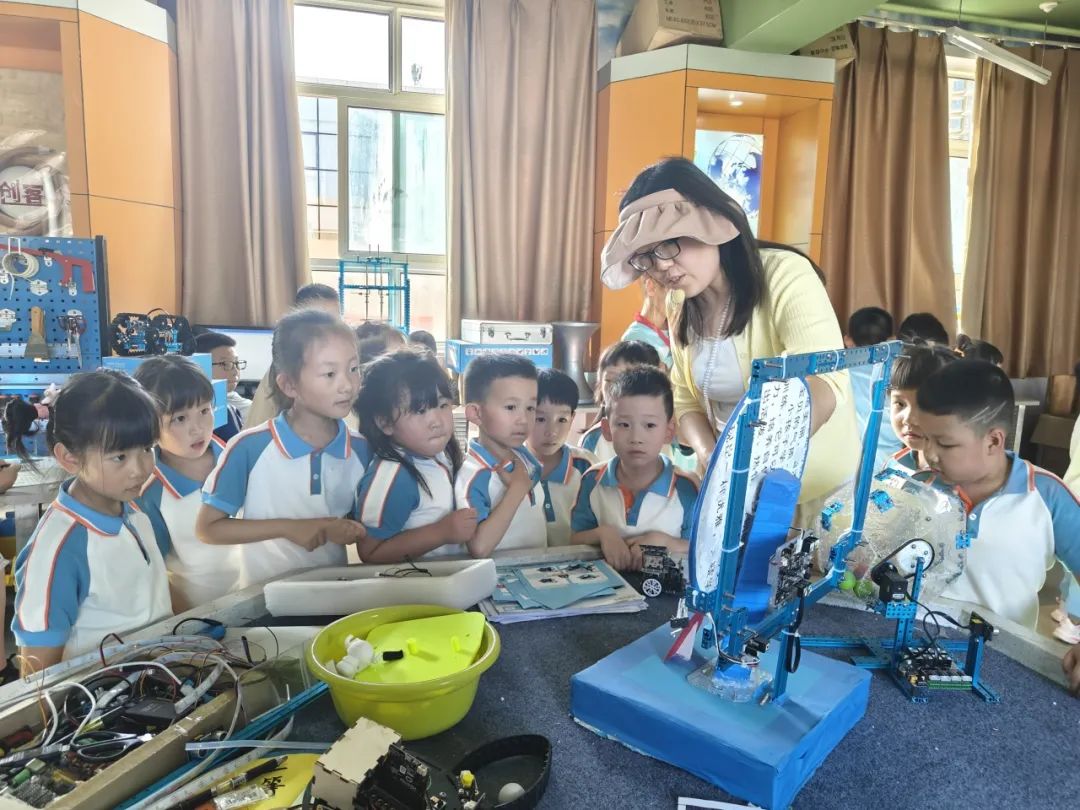 【特色活动】小学初体验  衔接促成长——安宁区幼儿园幼小衔接系列活动之走进小学 第21张